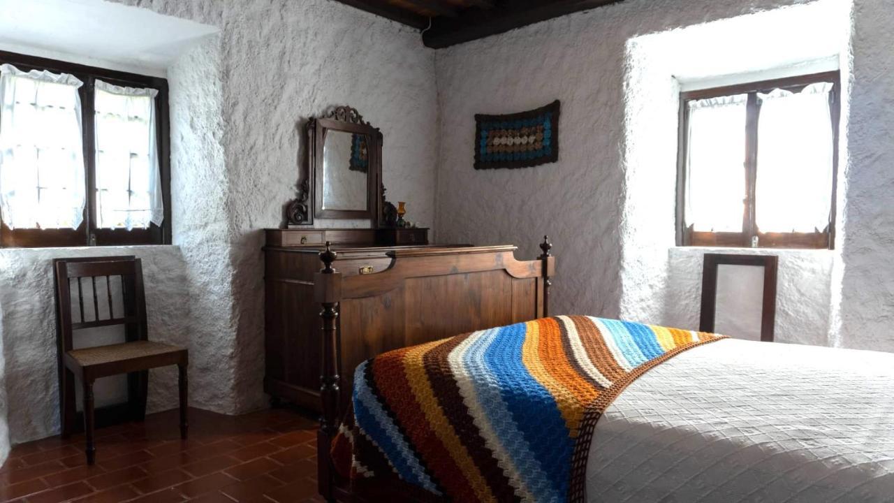 モステイロス Casa Da Pedreiraヴィラ エクステリア 写真