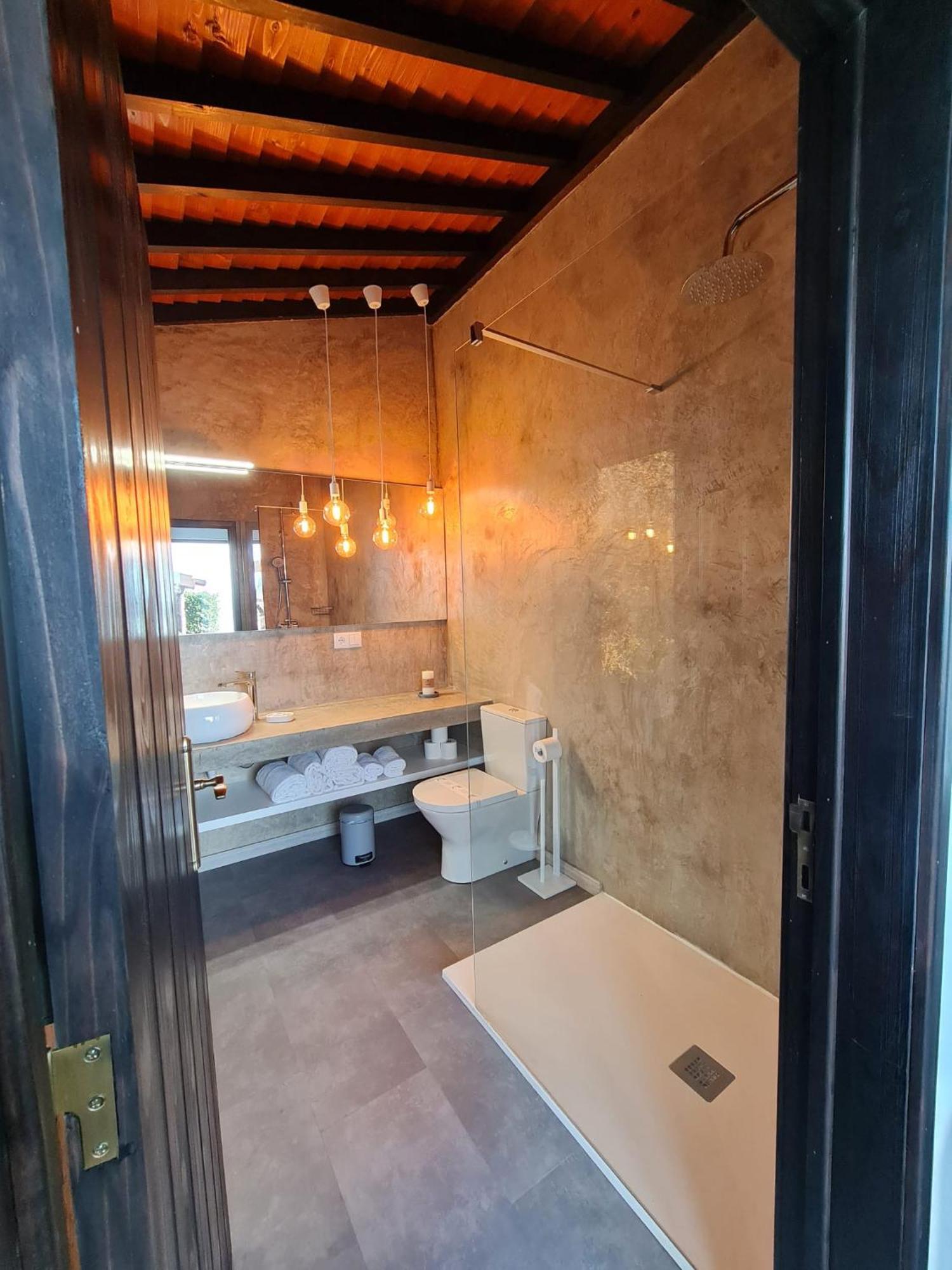 モステイロス Casa Da Pedreiraヴィラ エクステリア 写真
